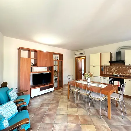 Clarissa House 度假居 维拉西米乌斯