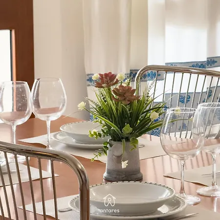 Clarissa House 度假居 *